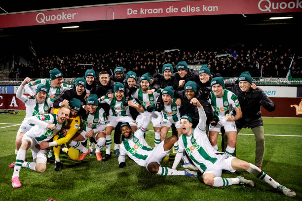 许多国家的 许多国家的